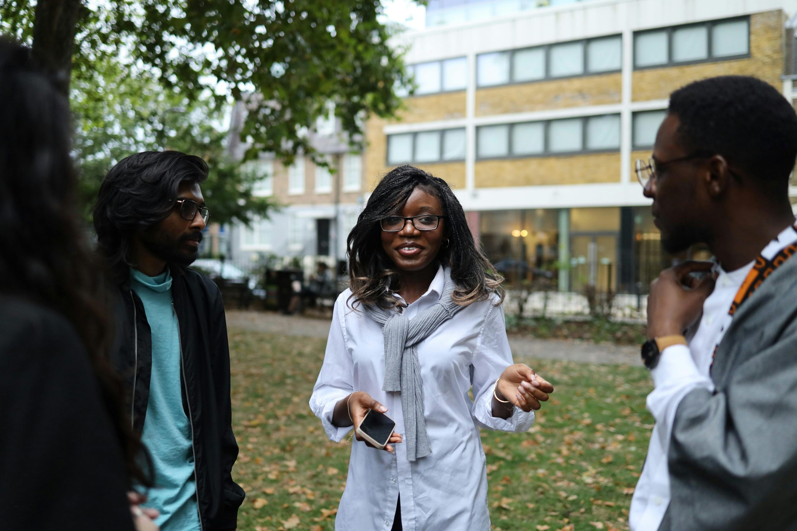 Building Stronger Relationships Through Effective Communication