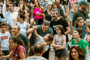 Decolonizing the Curriculum: Including Diverse Global Perspectives