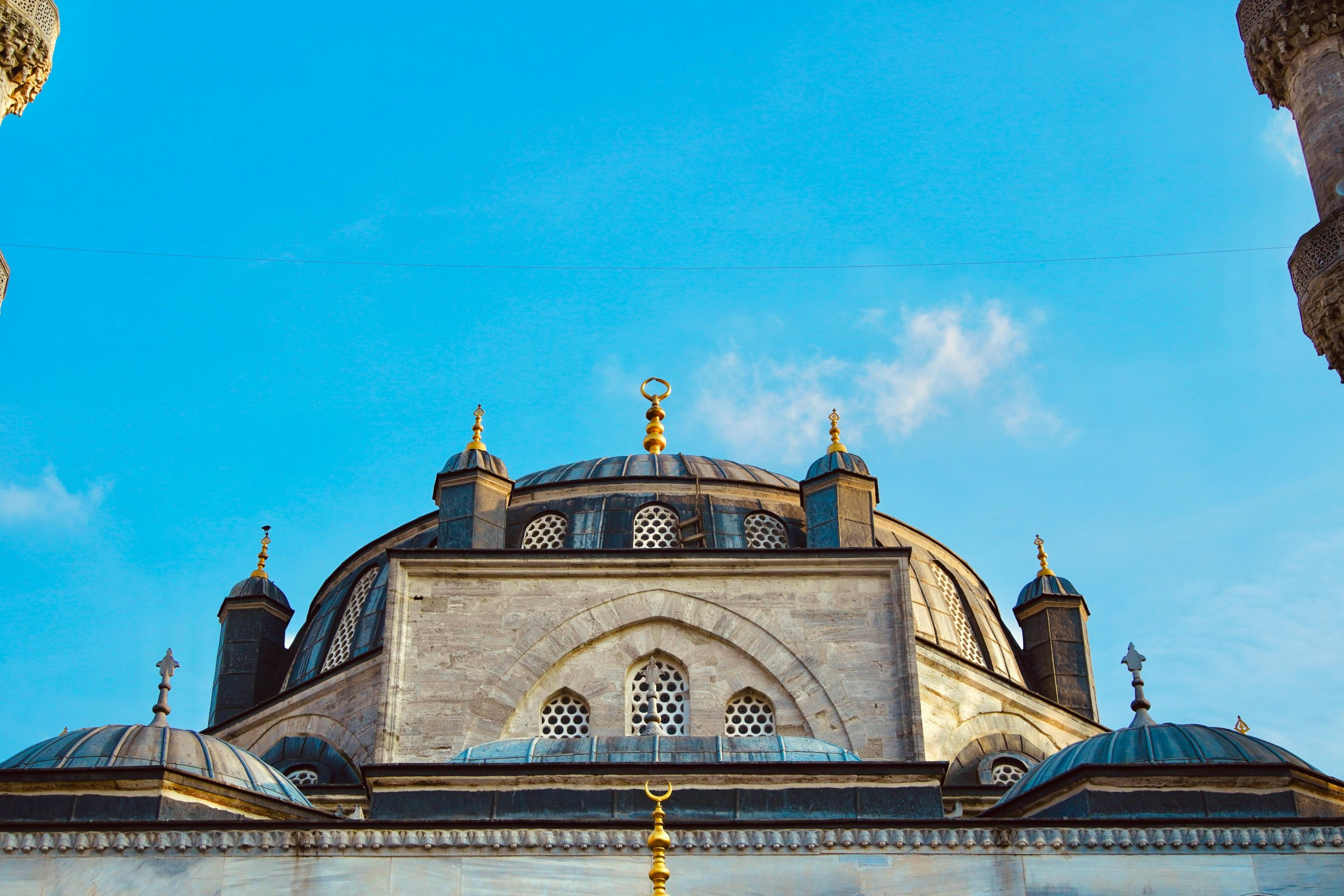 The Essential Checklist for Building a Versatile Travel Wardrobe