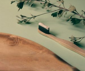 Exploring the Benefits of Dry Brushing the Skin